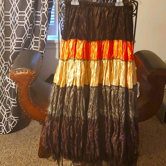 💥Sensational Colorful stylish maxi skirt - Picture 1 of 8